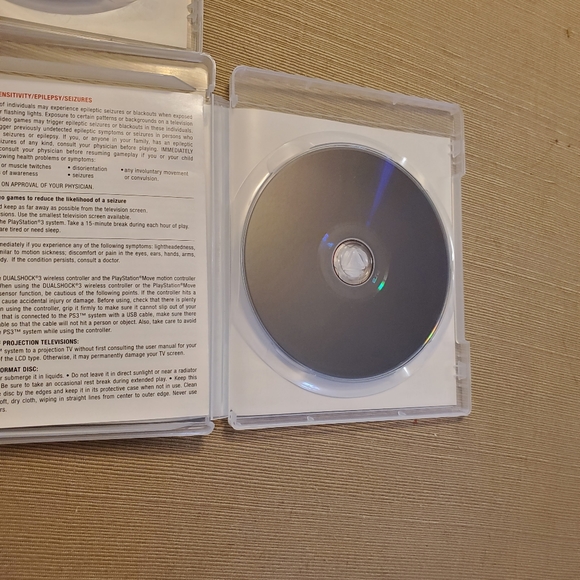 PS3 game bundle - Picture 4 of 4